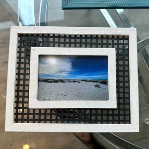 4" x 6" Black and White Wicker Picture Frame